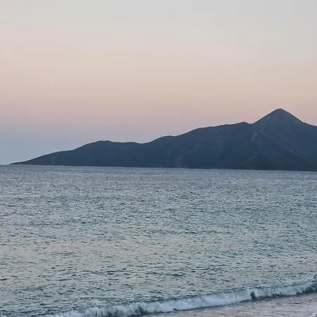 Thassa No6 Apartment *