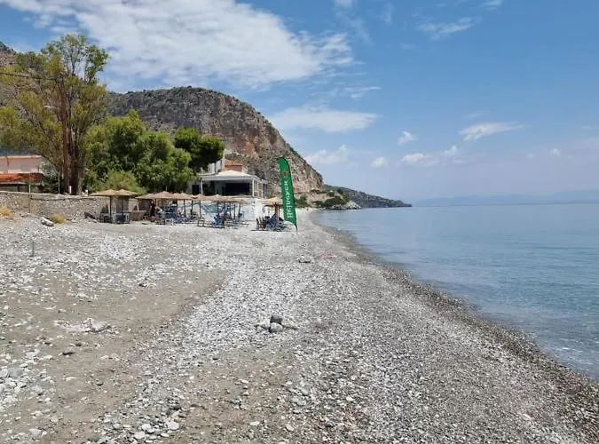 Thassa No6 Apartamento *